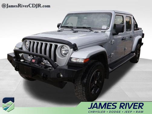 Silver Zynith Clearcoat 2022 Jeep Gladiator Overland