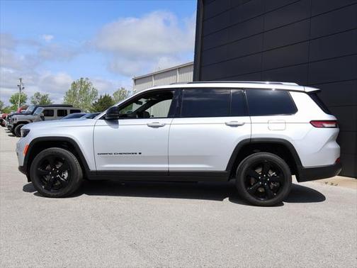 2025 Jeep Grand Cherokee L Altitude