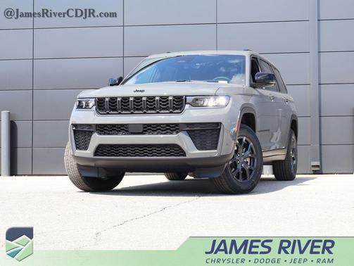 Sting-Gray Clearcoat 2027 Jeep Grand Cherokee L Laredo