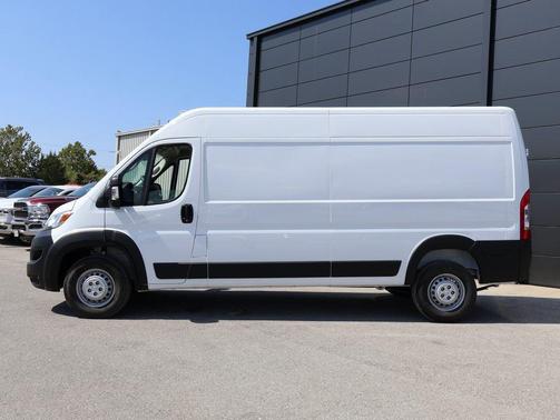 2025 RAM ProMaster 2500 Tradesman