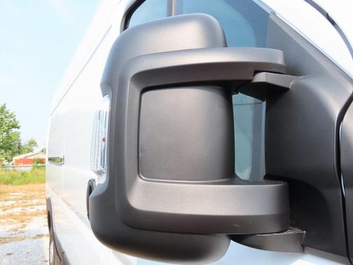 2025 RAM ProMaster 2500 Tradesman