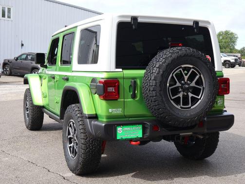 Mojito Clearcoat 2026 Jeep Wrangler Rubicon
