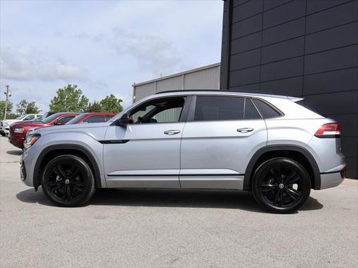 2023 Volkswagen Atlas Cross Sport 3.6L V6 SEL R-Line