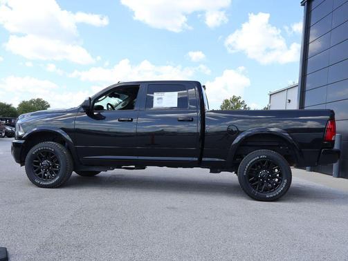 Brilliant Black Crystal Pearlcoat 2018 RAM 2500 Big Horn Crew Cab 4x4 6'4' Box