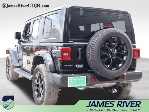Black Clearcoat 2023 Jeep Wrangler 4xe Sahara