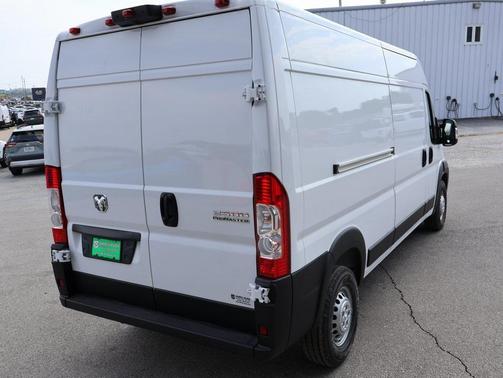 2025 RAM ProMaster 2500 Tradesman