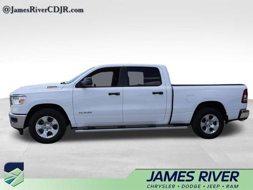 Bright White Clearcoat 2023 RAM 1500 Big Horn/Lone Star