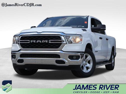 Bright White Clearcoat 2023 RAM 1500 Big Horn/Lone Star