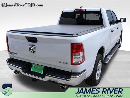 Bright White Clearcoat 2023 RAM 1500 Big Horn/Lone Star