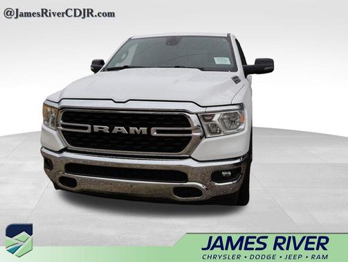 Bright White Clearcoat 2023 RAM 1500 Big Horn/Lone Star
