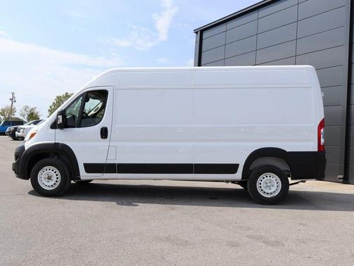 2025 RAM ProMaster 2500 Tradesman