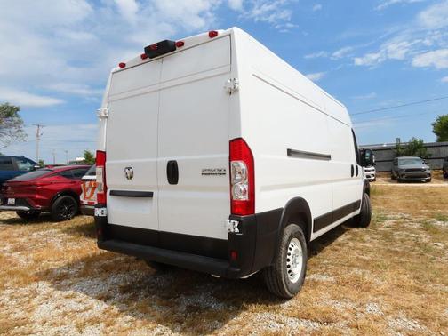 2025 RAM ProMaster 2500 Tradesman