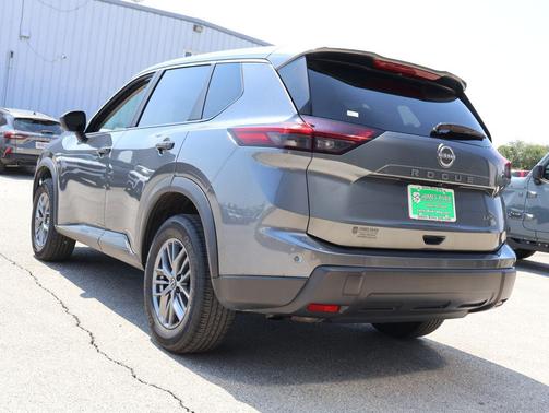 Gun Metallic 2024 Nissan Rogue S