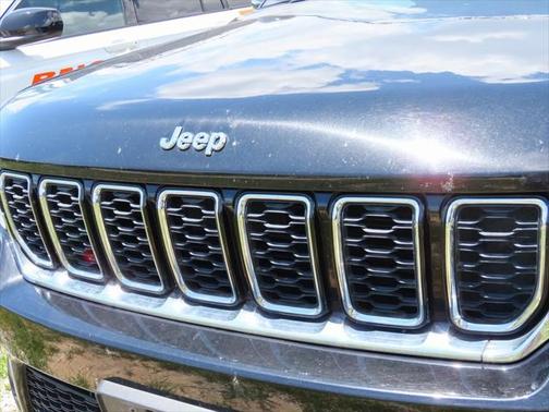2023 Jeep Grand Cherokee Limited X