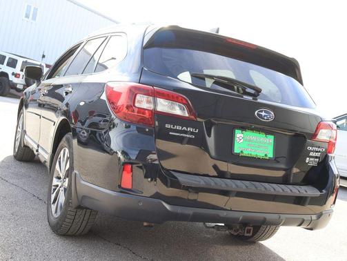 2017 Subaru Outback 2.5i Touring