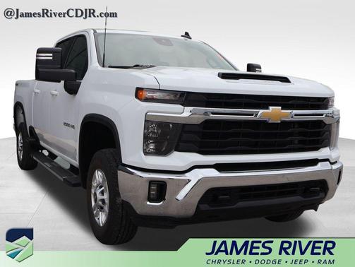 Summit White 2025 Chevrolet Silverado 2500 LT