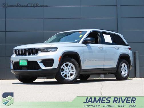 2023 Jeep Grand Cherokee Laredo