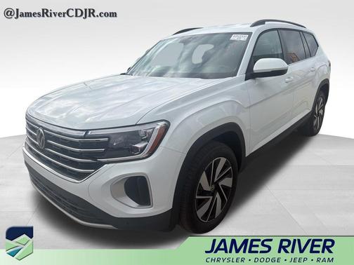 Pure White 2025 Volkswagen Atlas 2.0T SE w/Technology 4MOTION