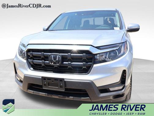 Crystal Black Pearl 2025 Honda Ridgeline RTL