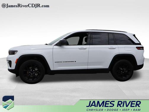 Bright White Clearcoat 2025 Jeep Grand Cherokee Altitude