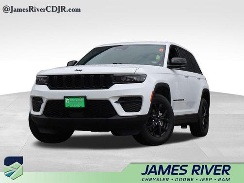 Bright White Clearcoat 2025 Jeep Grand Cherokee Altitude