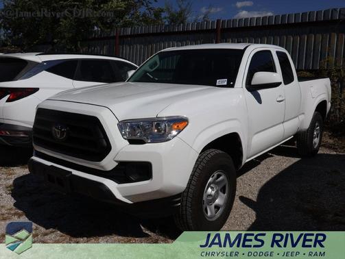 Ice Cap 2023 Toyota Tacoma SR