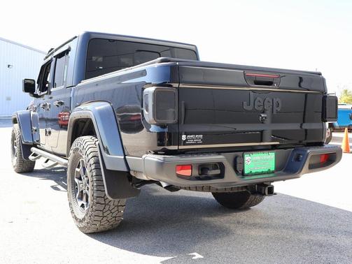 2022 Jeep Gladiator Sport S