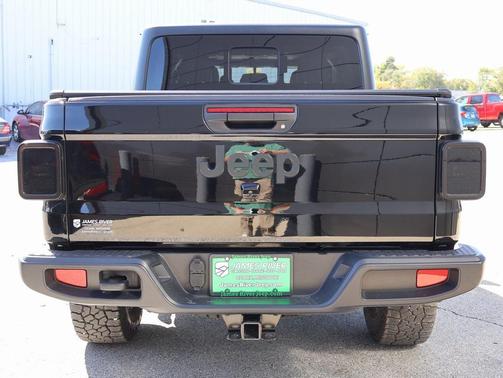 2022 Jeep Gladiator Sport S