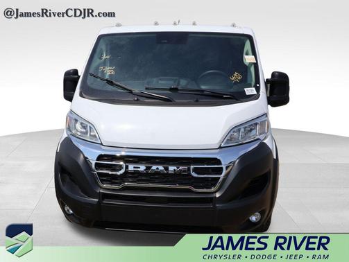 Bright White Clearcoat 2025 RAM ProMaster 2500 Tradesman