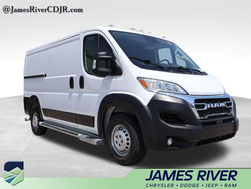 Bright White Clearcoat 2025 RAM ProMaster 2500 Tradesman