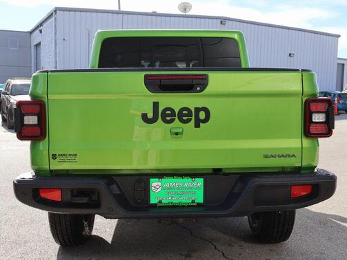 2026 Jeep Gladiator Sahara 4x4