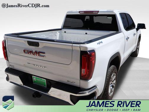 Summit White 2024 GMC Sierra 1500 SLT