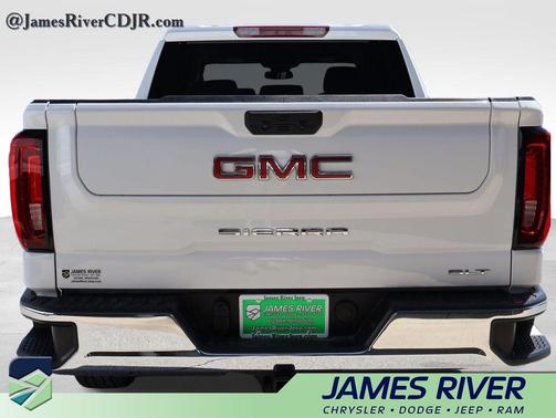 Summit White 2024 GMC Sierra 1500 SLT