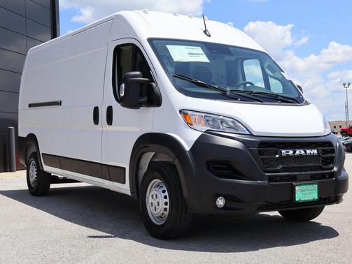 2025 RAM ProMaster 2500 Tradesman