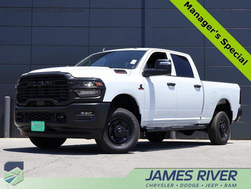 2025 RAM 2500 Tradesman Crew Cab 4x4 6'4' Box