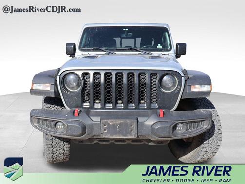 Silver Zynith Clearcoat 2023 Jeep Gladiator Rubicon