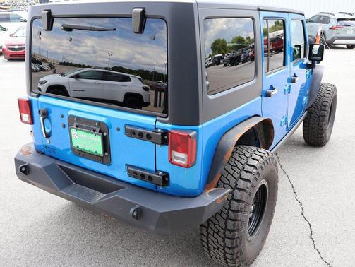 2014 Jeep Wrangler Unlimited Freedom Edition