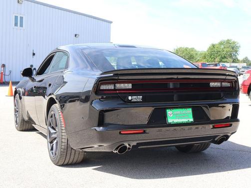 Diamond Black Crystal Pearlcoat 2026 Dodge Charger R/T Scat Pack