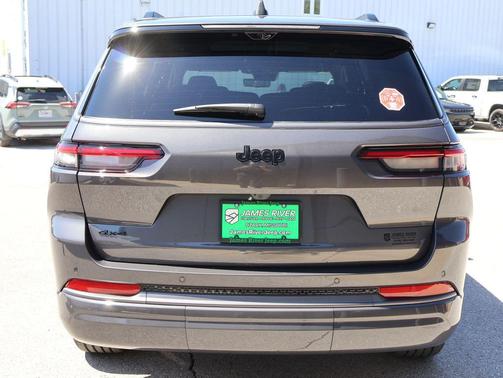 Baltic Gray Metallic Clearcoat 2026 Jeep Grand Cherokee L Limited