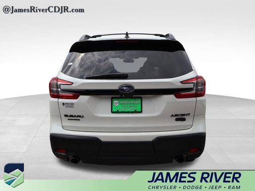 Crystal White Pearl 2023 Subaru Ascent Onyx Edition 7-Passenger
