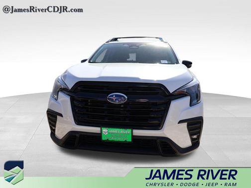 Crystal White Pearl 2023 Subaru Ascent Onyx Edition 7-Passenger