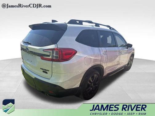 Crystal White Pearl 2023 Subaru Ascent Onyx Edition 7-Passenger