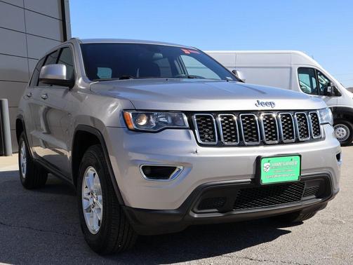 2018 Jeep Grand Cherokee Laredo E
