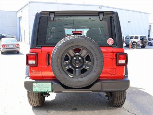 2025 Jeep Wrangler Sport