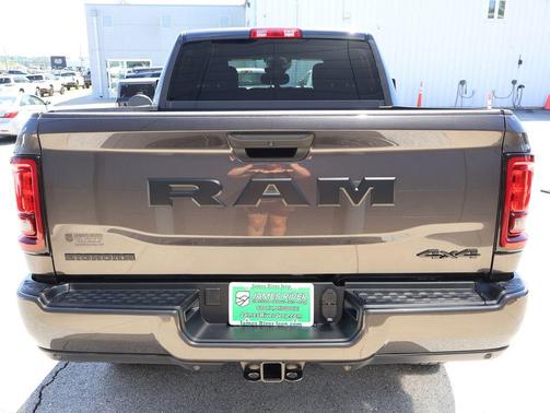 Granite Crystal Metallic Clearcoat 2027 RAM 2500 Big Horn