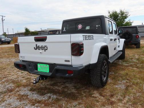 2022 Jeep Gladiator Overland
