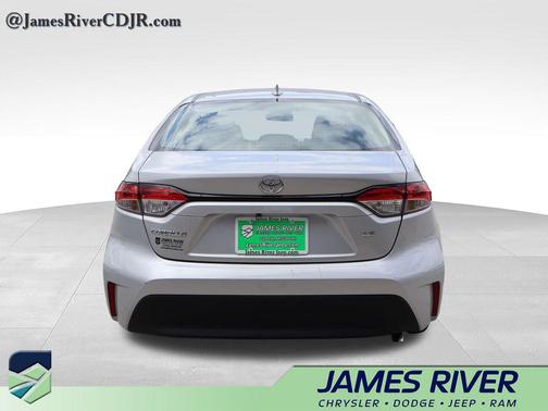 Classic Silver Metallic 2026 Toyota Corolla LE