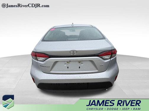 Classic Silver Metallic 2026 Toyota Corolla LE