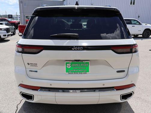 Bright White Clearcoat 2022 Jeep Grand Cherokee 4xe Overland