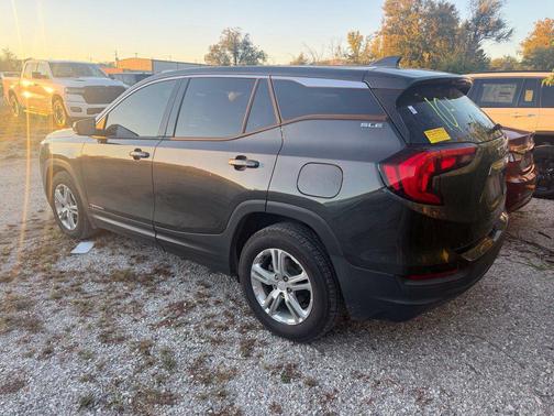 Graphite Gray Metallic 2019 GMC Terrain SLE